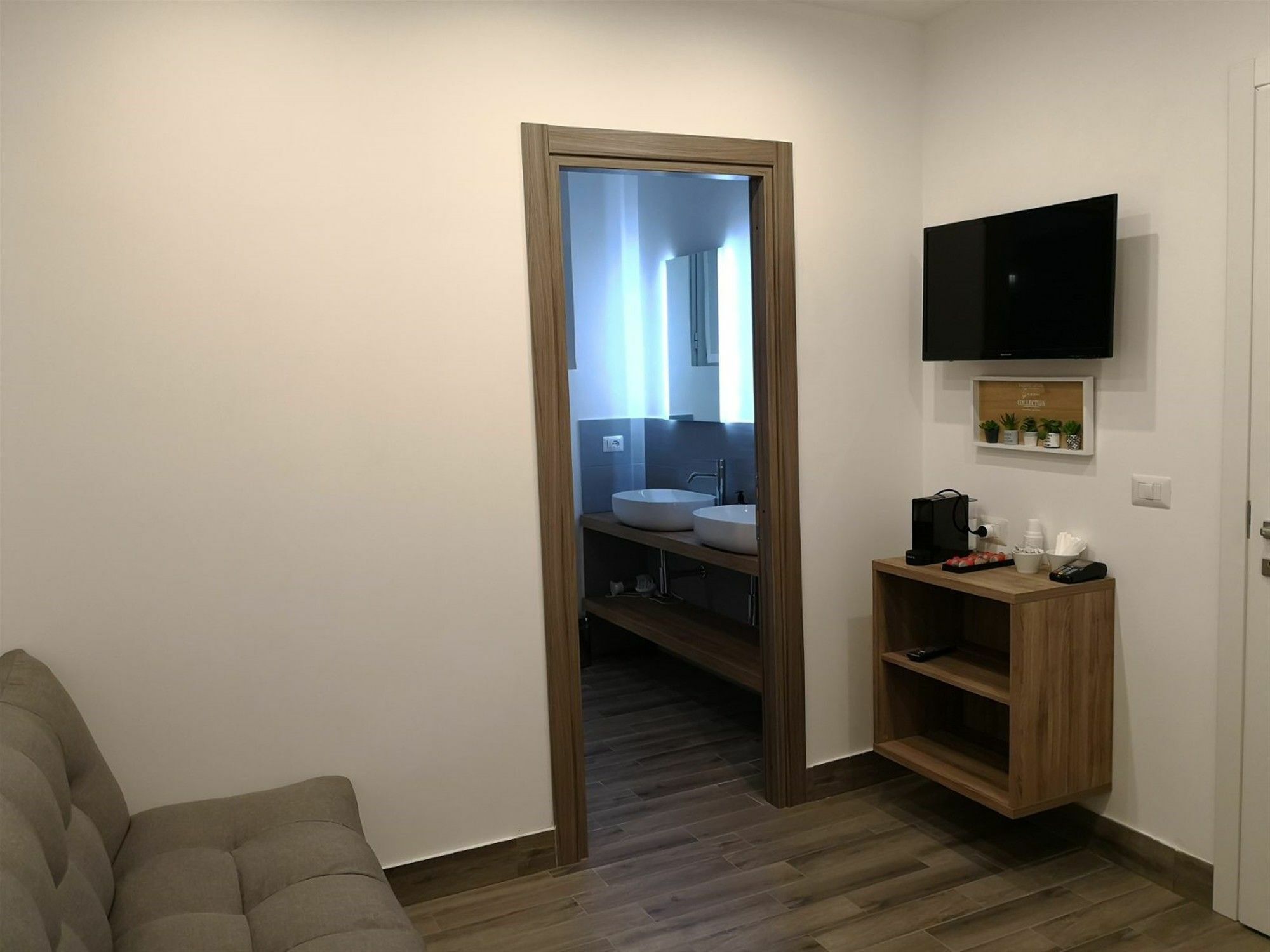 Clementi 18 Suites Rome Exterior photo