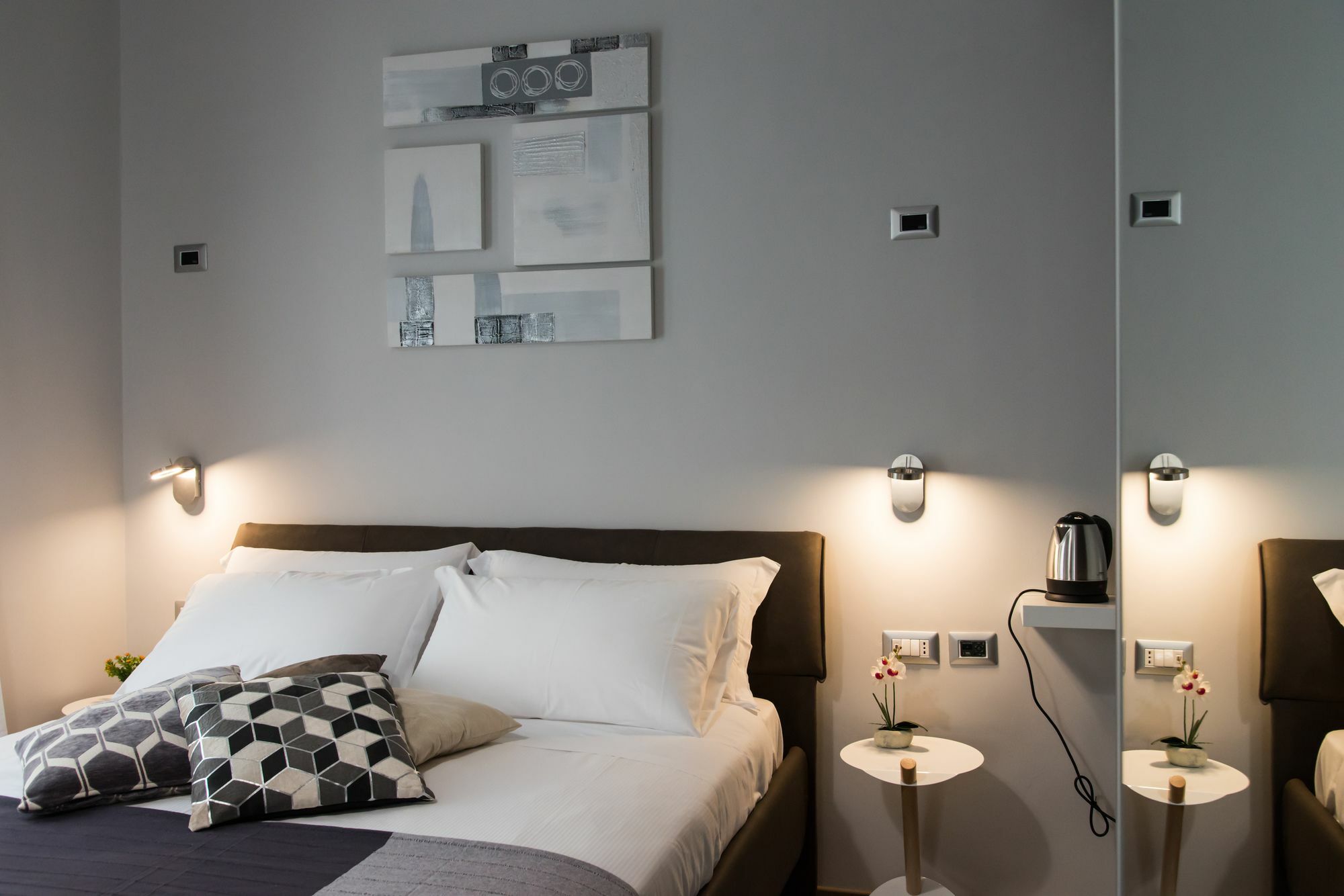 Clementi 18 Suites Rome Exterior photo