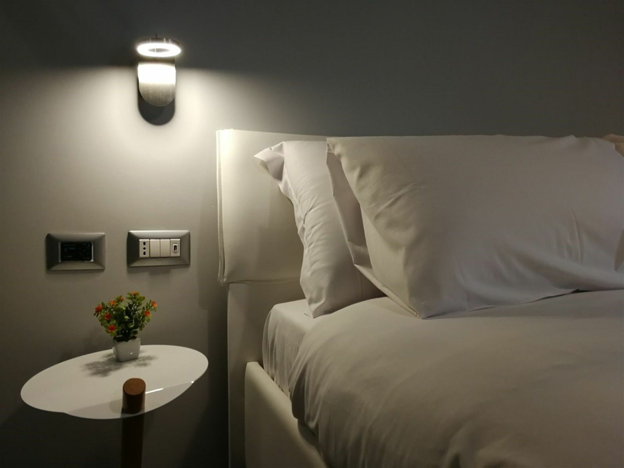 Clementi 18 Suites Rome Exterior photo